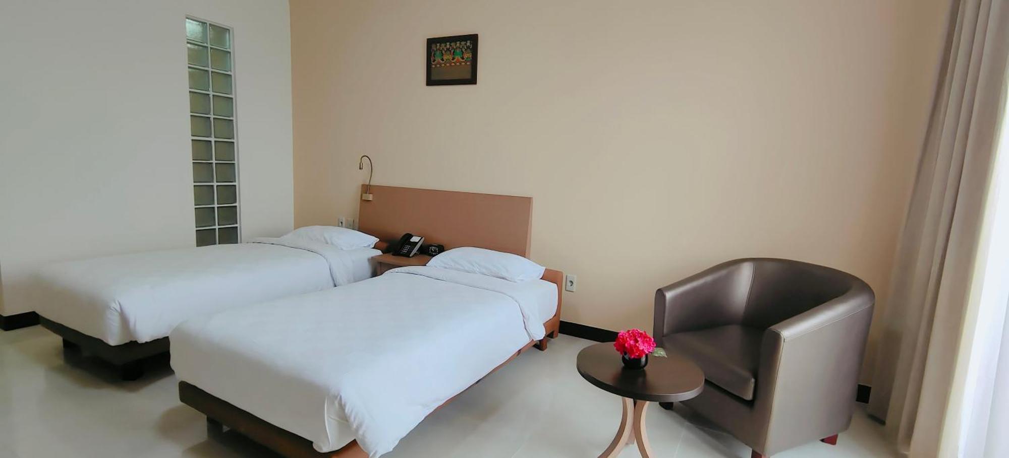 Le Premier Hotel Deltamas Cikarang Exterior photo